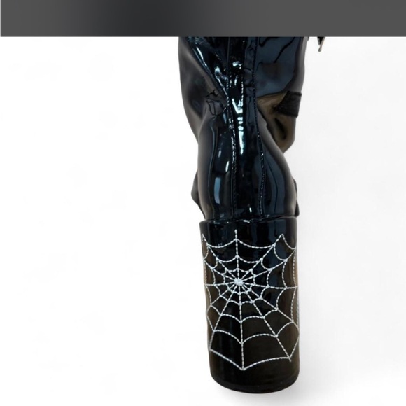 DOKIDOKI COSPLAY BOOTS SIZE 6 - Picture 3 of 7